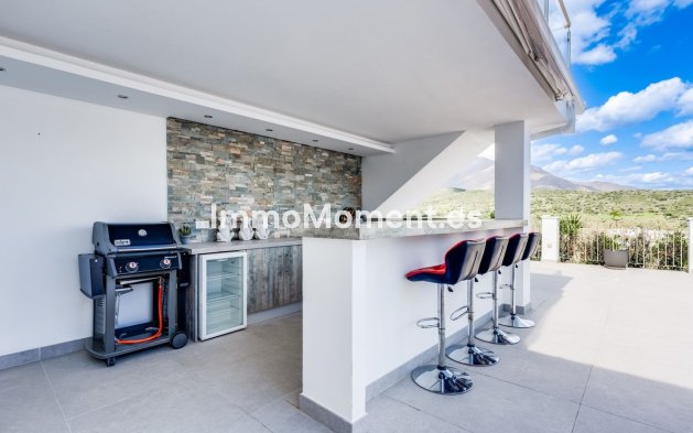 Reventa - Villa independiente - Estepona  - Estepona Centro