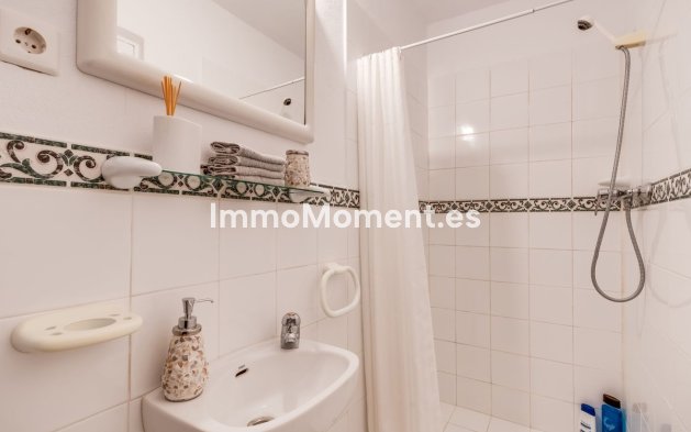 Reventa - Villa independiente - Estepona  - Estepona Centro