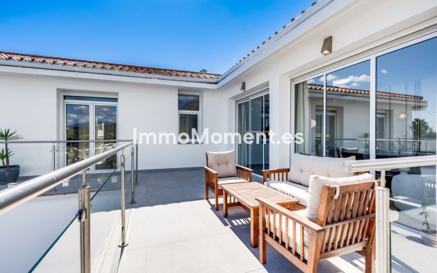 Reventa - Villa independiente - Estepona  - Estepona Centro