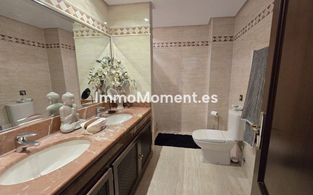 Resale - Apartment - Marbella - La Mairena