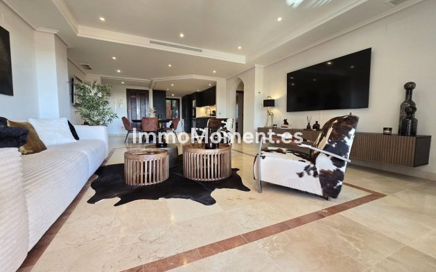 Resale - Apartment - Marbella - La Mairena