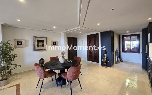 Resale - Apartment - Marbella - La Mairena