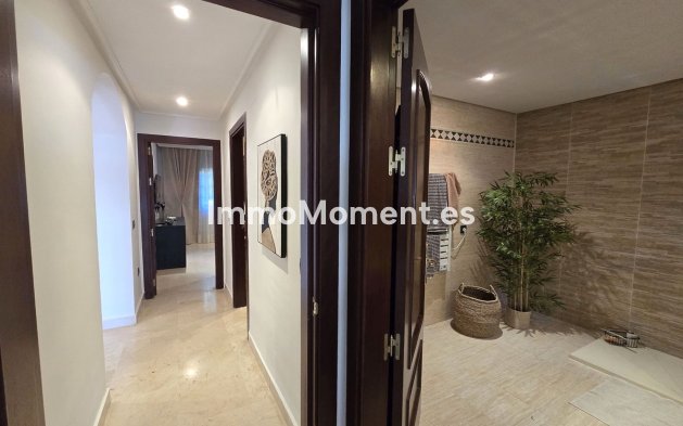 Resale - Apartment - Marbella - La Mairena