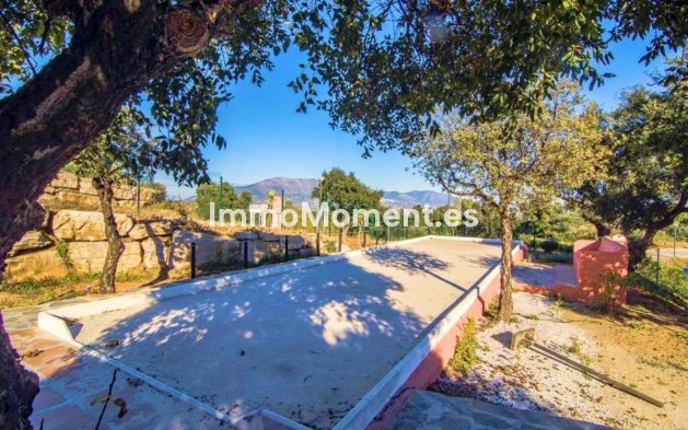 Resale - Apartment - Marbella - La Mairena