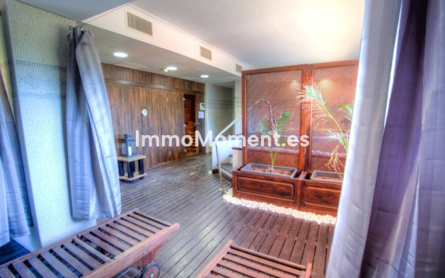 Resale - Apartment - Marbella - La Mairena
