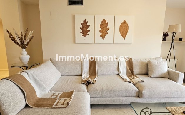 Resale - Apartment - Marbella - Guadalmina Alta
