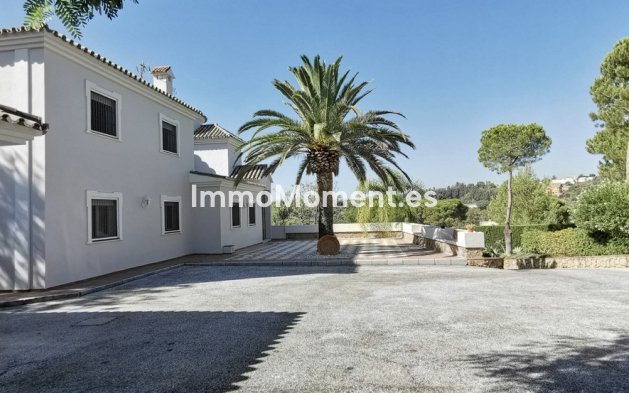 Wiederverkauf - Villa - Estepona  - Estepona Centro