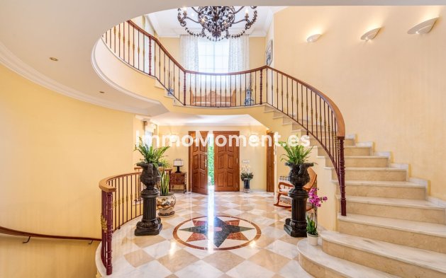 Revente - Villa - Marbella - Nueva Andalucía