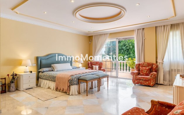Revente - Villa - Marbella - Nueva Andalucía