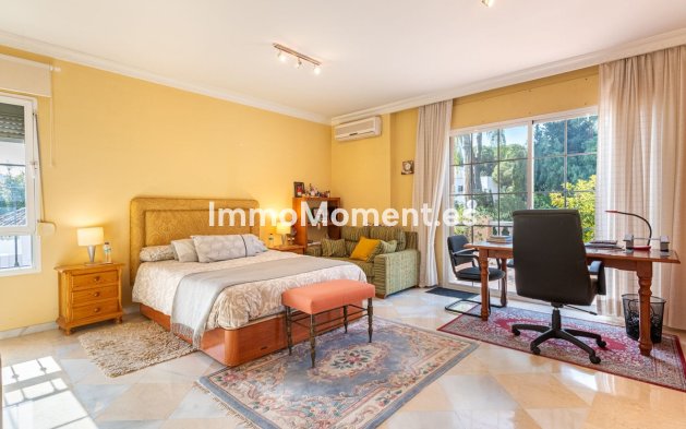 Revente - Villa - Marbella - Nueva Andalucía