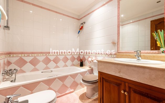 Revente - Villa - Marbella - Nueva Andalucía