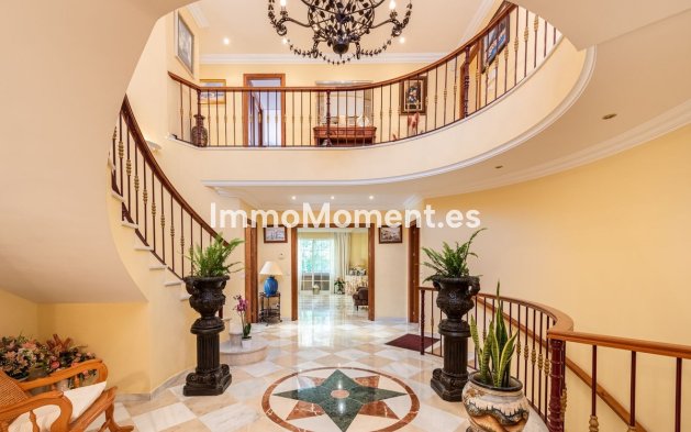 Revente - Villa - Marbella - Nueva Andalucía