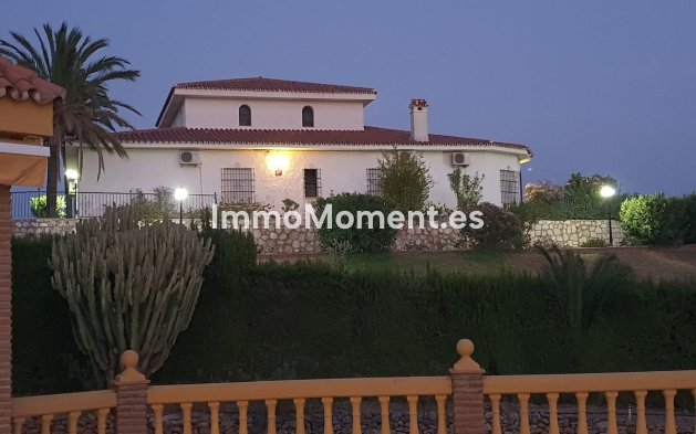 Wiederverkauf - Villa - Benalmadena - Benalmadena Costa