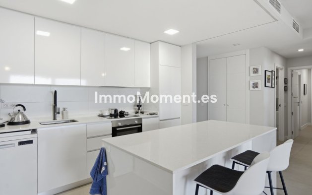 Resale - Apartment - Benalmadena - Benalmadena Centro