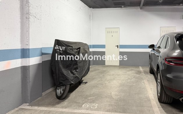 Resale - Apartment - Benalmadena - Benalmadena Centro