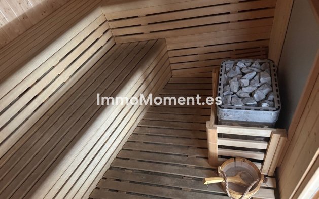 Resale - Apartment - Benalmadena - Benalmadena Centro