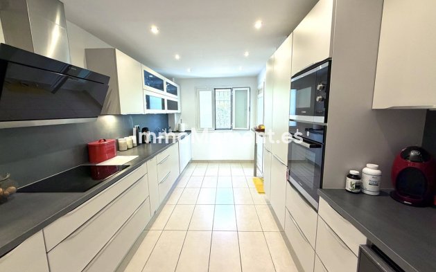 Wiederverkauf - Wohnung - Marbella - Marbella Centro