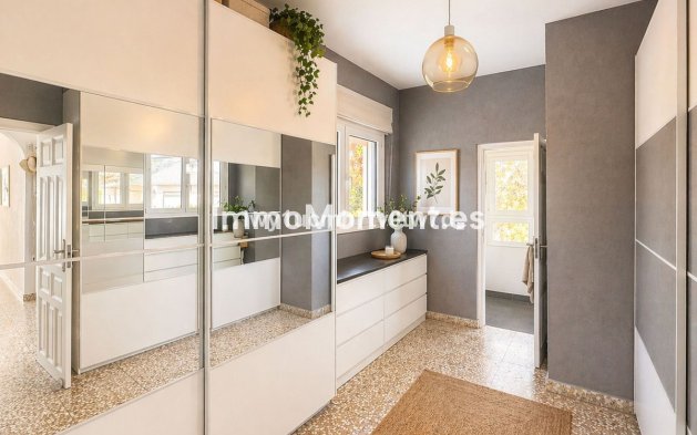 Reventa - Villa - Interior  - Churriana