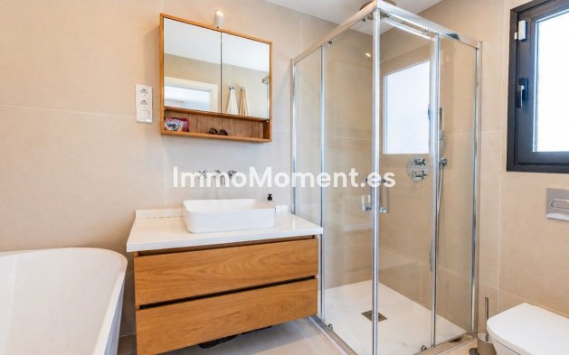 Resale - Detached villa - Benalmadena - La Capellania