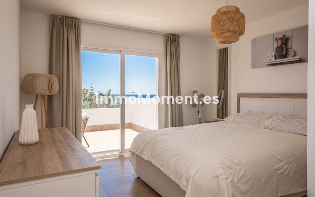 Reventa - Villa independiente - Estepona  - Estepona Centro