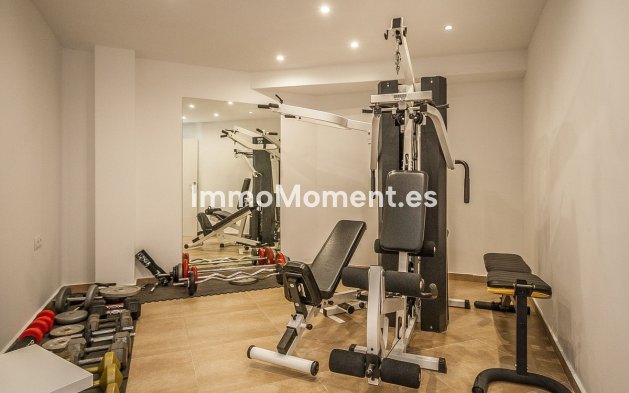 Reventa - Villa independiente - Estepona  - Estepona Centro