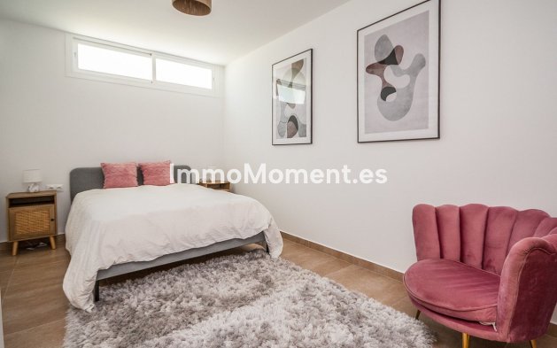 Reventa - Villa independiente - Estepona  - Estepona Centro