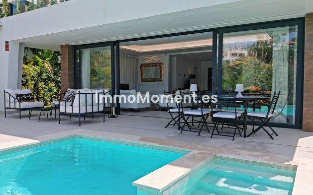 Wiederverkauf - Freistehende Villa - Estepona  - Estepona Centro