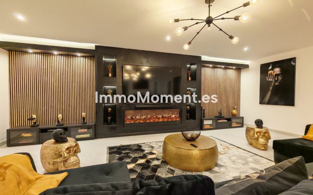 Wiederverkauf - Freistehende Villa - Estepona  - Estepona Centro