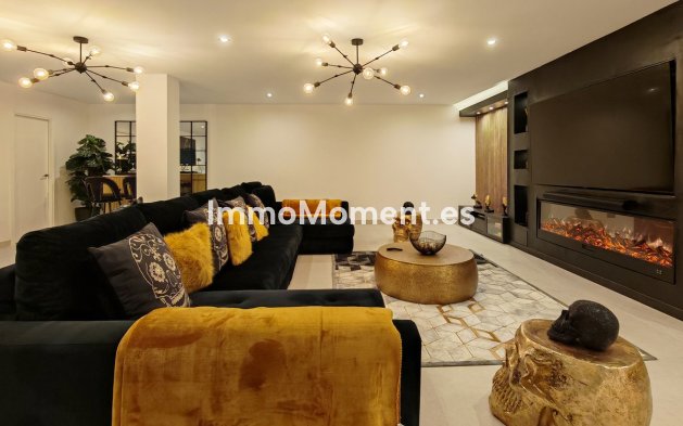 Wiederverkauf - Freistehende Villa - Estepona  - Estepona Centro