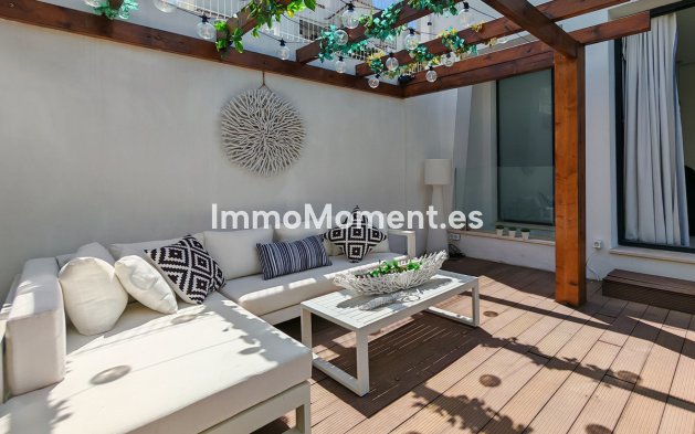 Wiederverkauf - Freistehende Villa - Estepona  - Estepona Centro