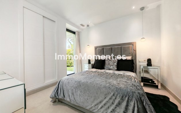 Wiederverkauf - Freistehende Villa - Estepona  - Estepona Centro