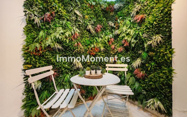 Wiederverkauf - Freistehende Villa - Estepona  - Estepona Centro