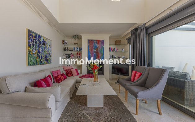 Resale - Apartment - Benahavís - Benahavís Centro