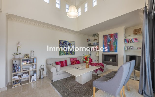 Resale - Apartment - Benahavís - Benahavís Centro