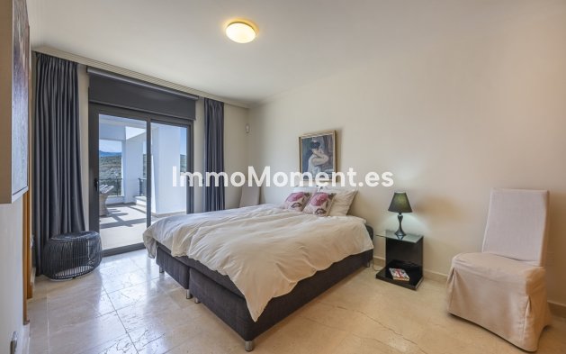Resale - Apartment - Benahavís - Benahavís Centro