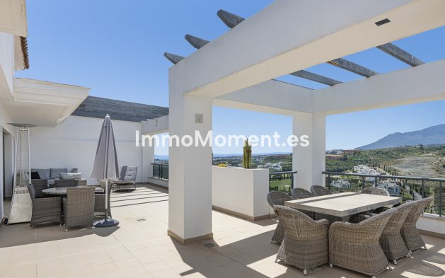Resale - Apartment - Benahavís - Benahavís Centro