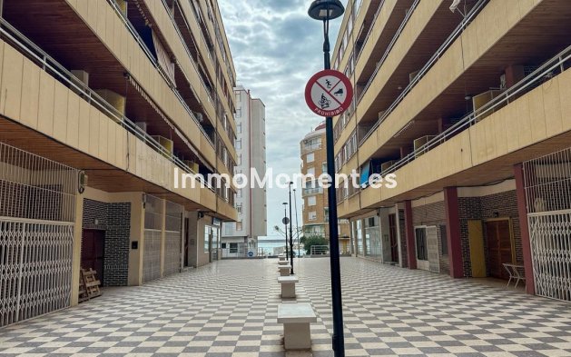 Wiederverkauf - Wohnung - Torrevieja - Torrevieja Centro