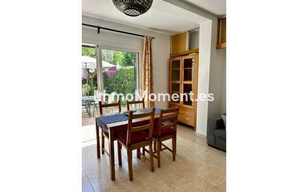 Reventa - Apartamento - Estepona  - Benamara