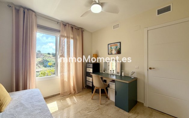 Resale - Apartment - Mijas - Calahonda