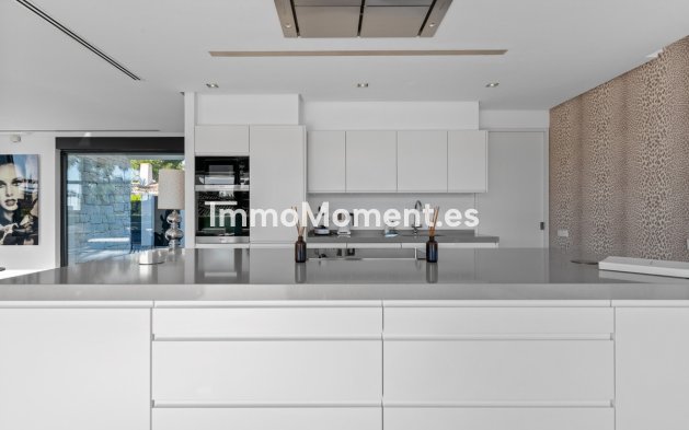Wiederverkauf - Freistehende Villa - Marbella - Los Monteros