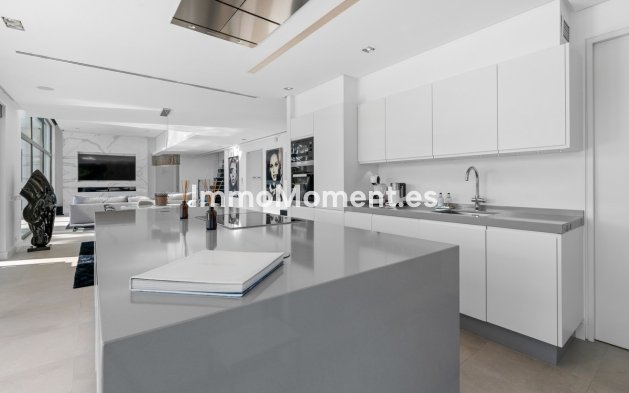 Wiederverkauf - Freistehende Villa - Marbella - Los Monteros