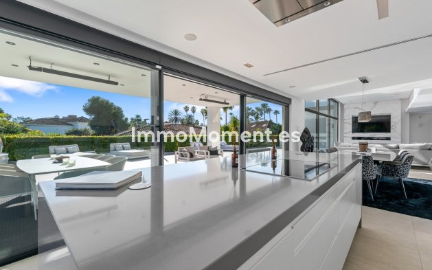 Wiederverkauf - Freistehende Villa - Marbella - Los Monteros