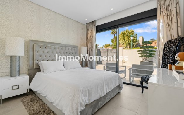 Wiederverkauf - Freistehende Villa - Marbella - Los Monteros