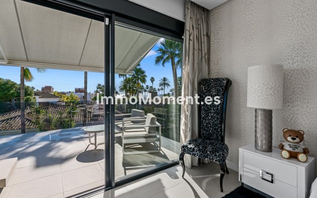 Wiederverkauf - Freistehende Villa - Marbella - Los Monteros
