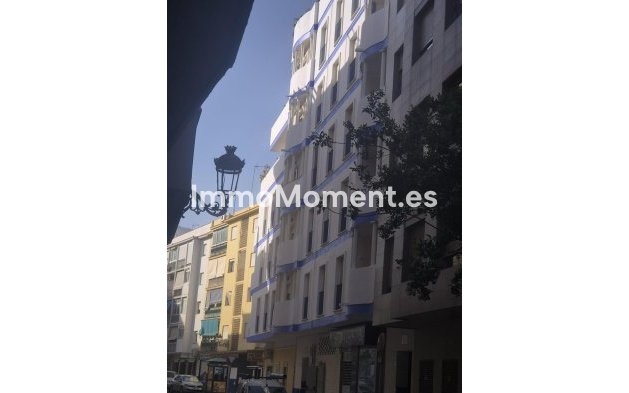 Reventa - Apartamento - Estepona  - Estepona Centro