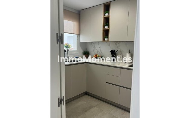 Reventa - Apartamento - Estepona  - Estepona Centro