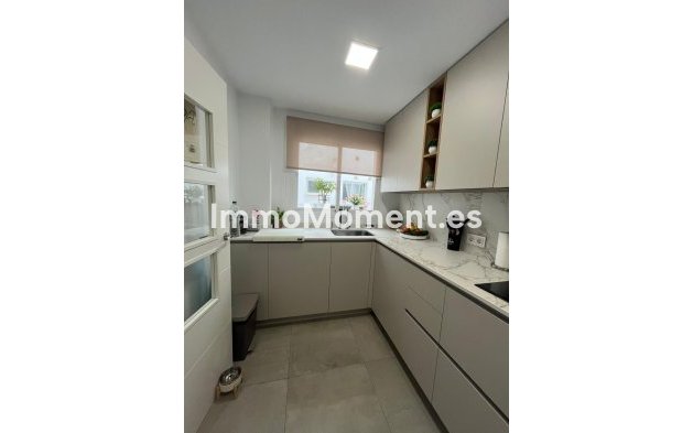 Reventa - Apartamento - Estepona  - Estepona Centro