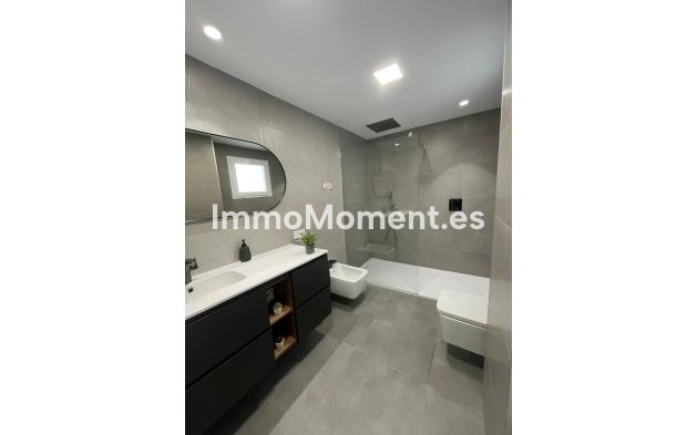 Reventa - Apartamento - Estepona  - Estepona Centro