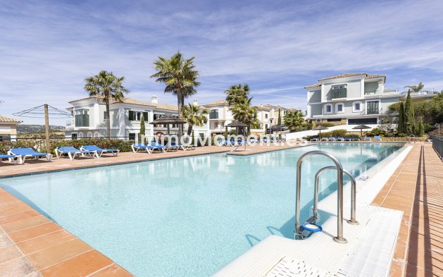 Revente - Appartement - Casares - Doña Julia