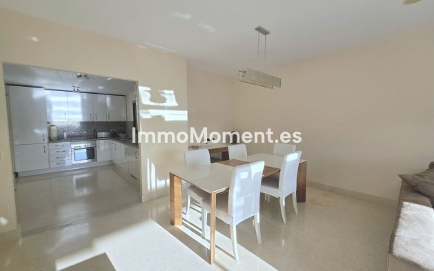 Resale - Apartment - Benahavís - Benahavís Centro